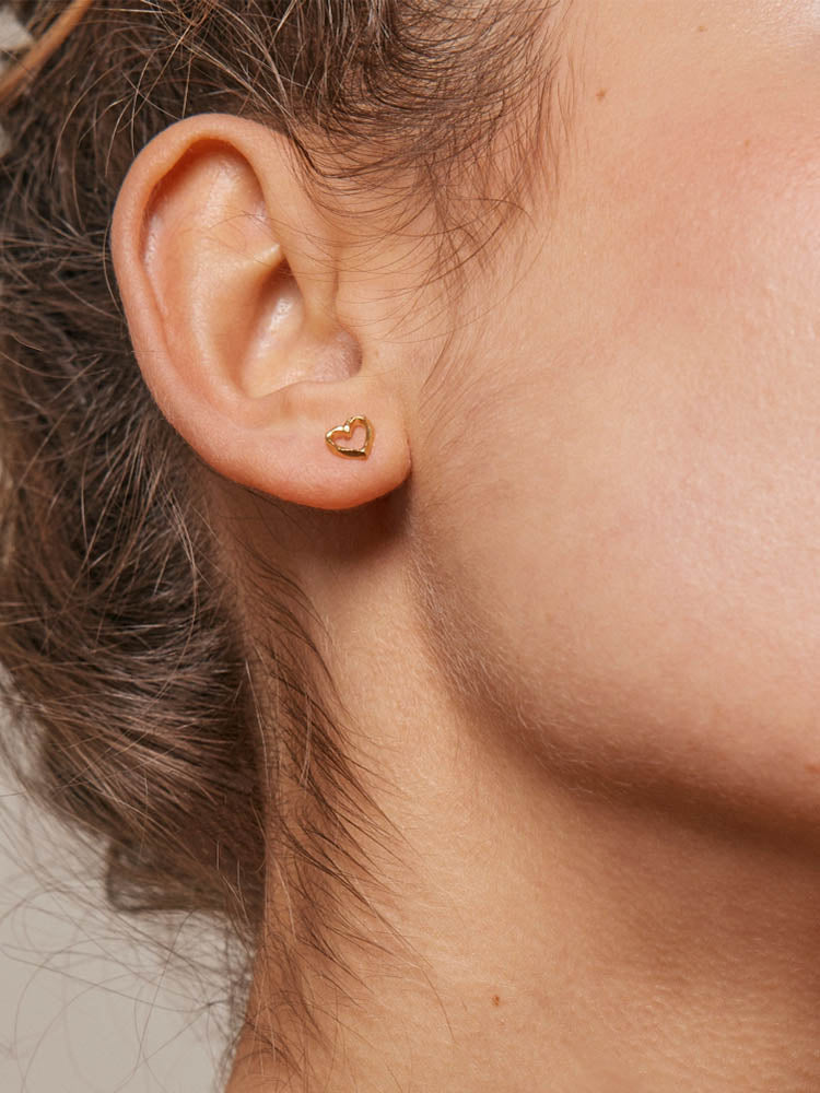 Enamel Copenhagen Organic Heart Studs Gold