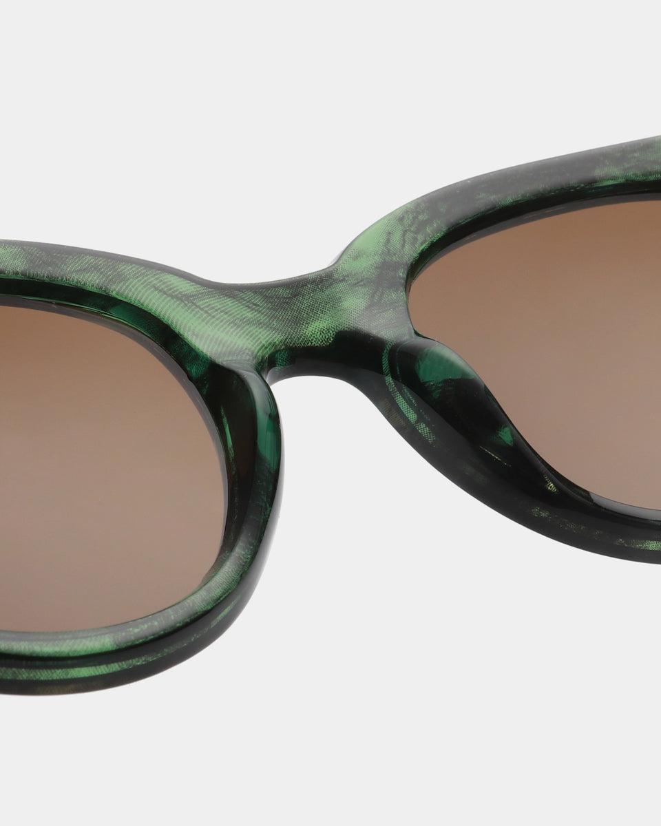 AKjaerbede Lilly Zonnebril Green Marble Transparent