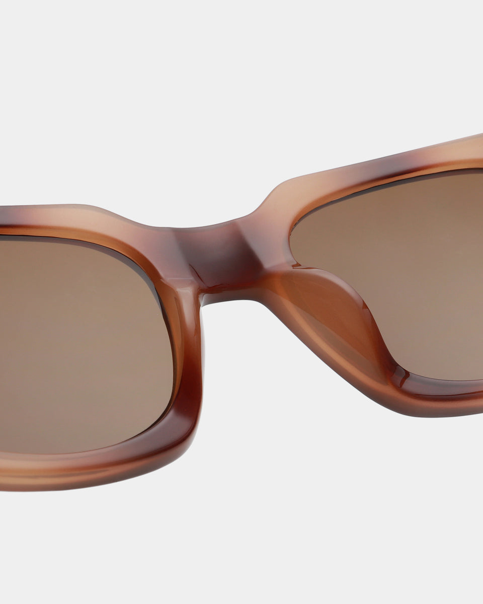 AKjaerbede Nancy Zonnebril Demi Brown