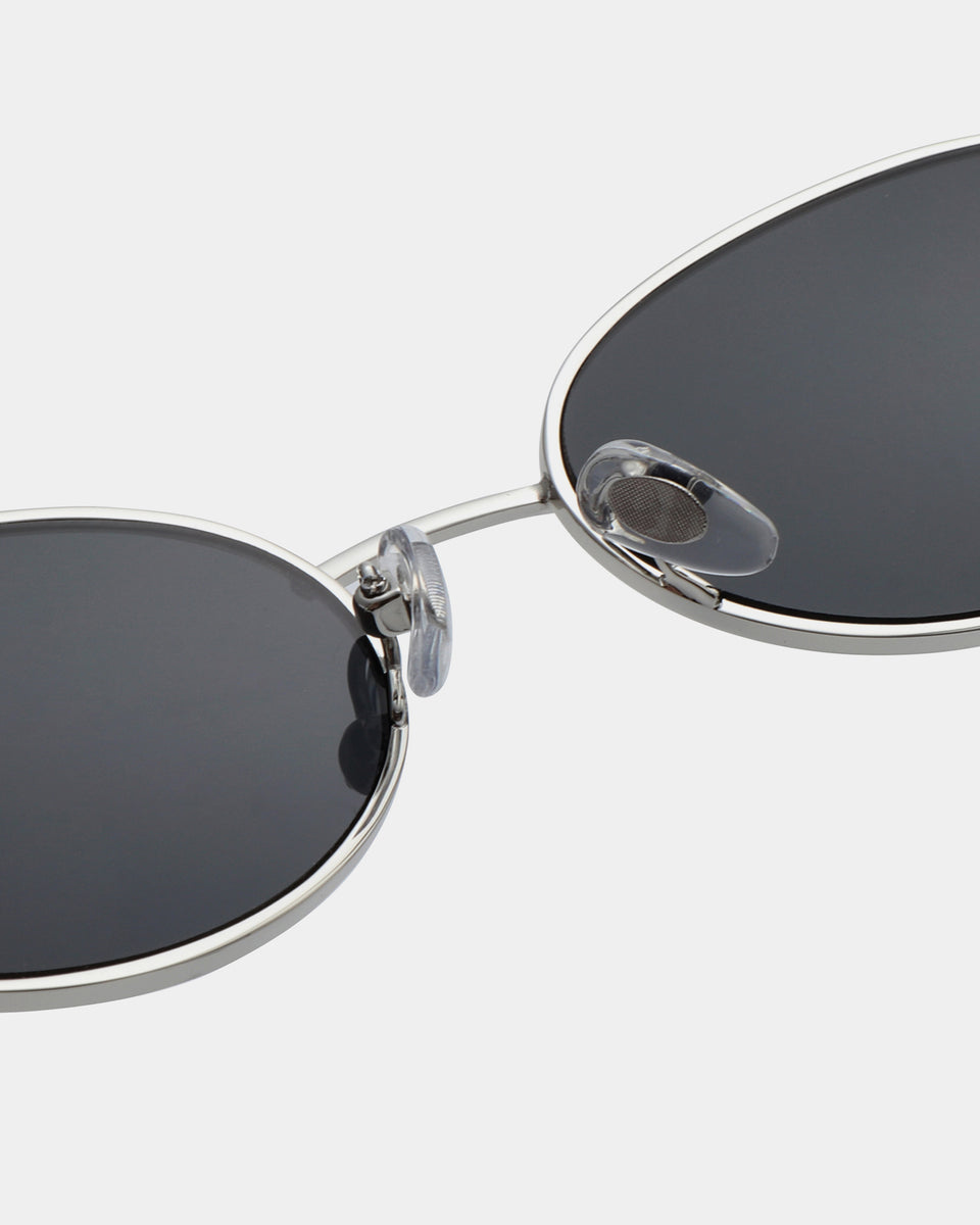 AKjaerbede Bella Zonnebril Silver Black