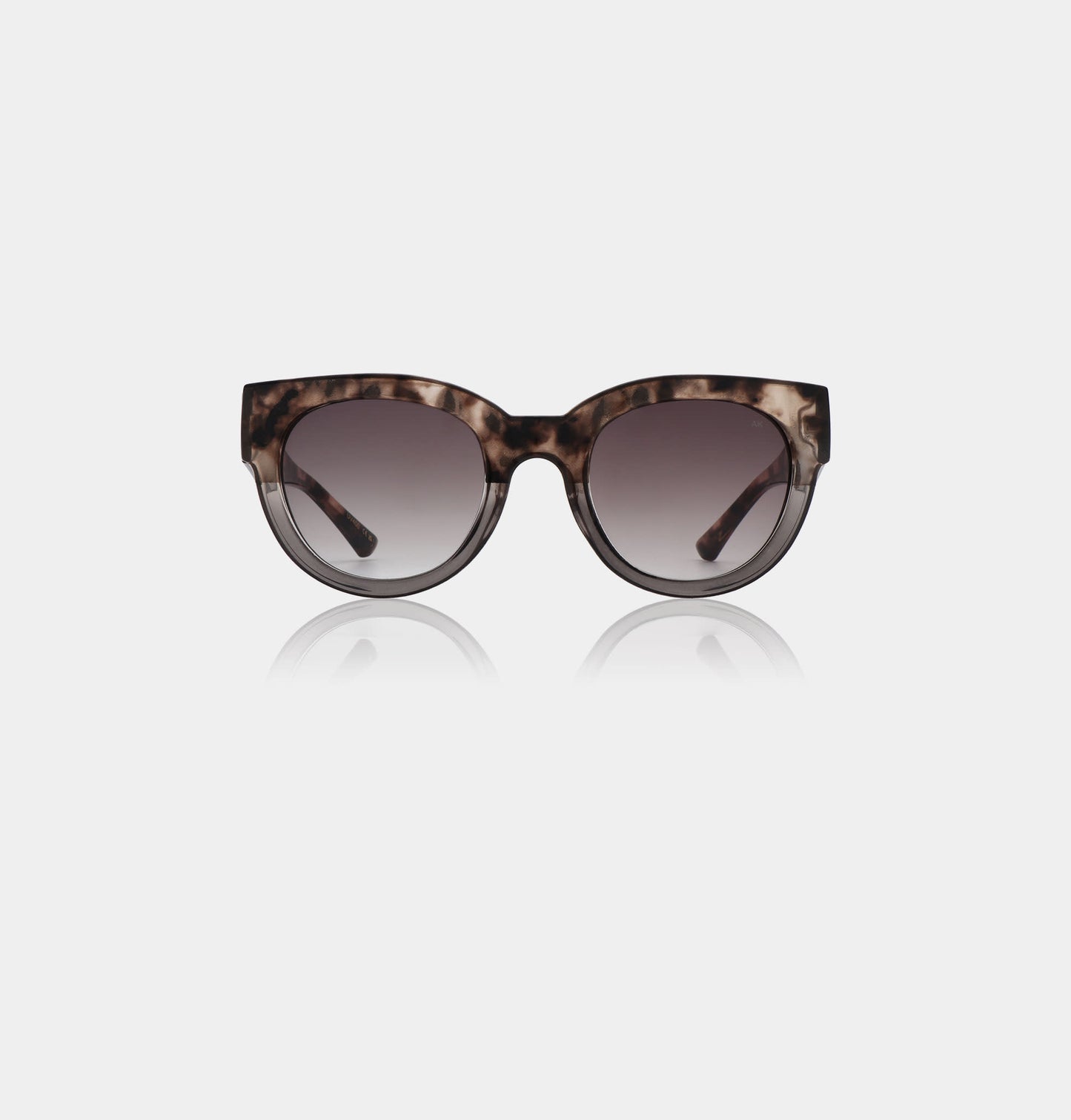 AKjaerbede Lilly Zonnebril Coquina